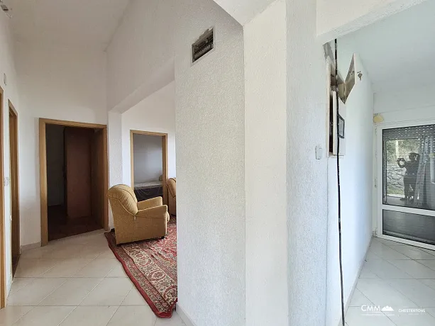 House with panoramic view and swimming pool